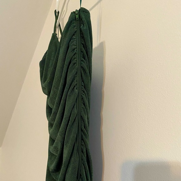 Fashion Nova one shoulder dress - Picture 7 of 8